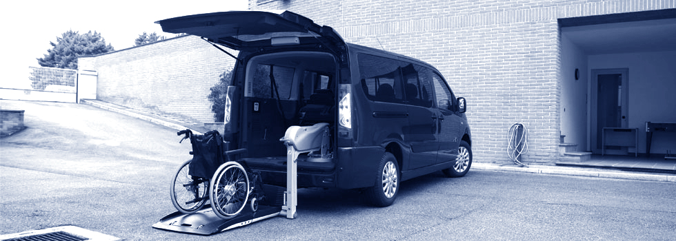 Veicoli Peugeot con Sollevatore per Trasporto Disabili