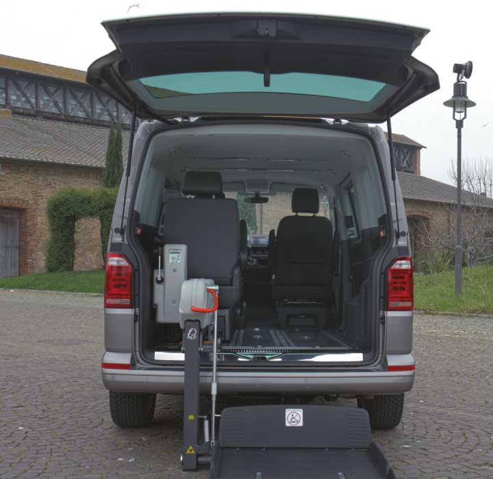 Volkswagen Multivan-pour-handicappe