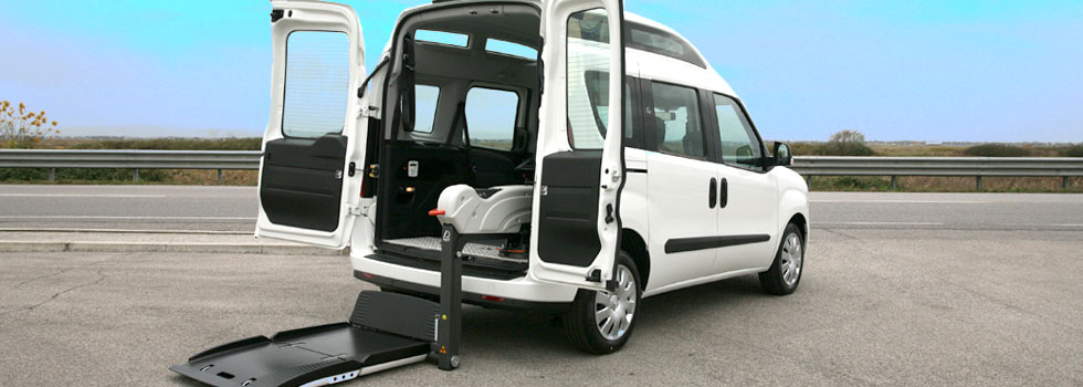 Opel Combo TA F360 - Allestimento con Sollevatore Fiorella